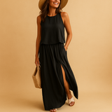 Lightweight summer dress for women named Evelyn, with short sleeves and a loose knee-length fit, perfect for casual days or elegant summer evenings.